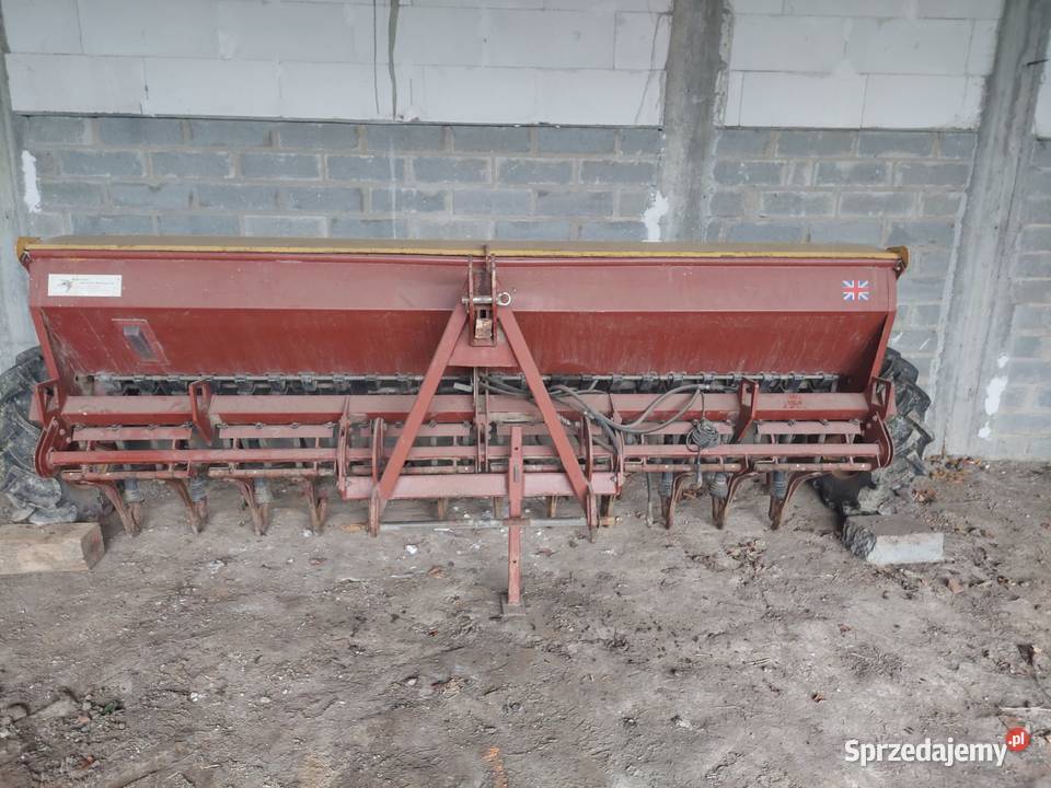 siewnik zbożowy nieuszkodzony Ćmielów