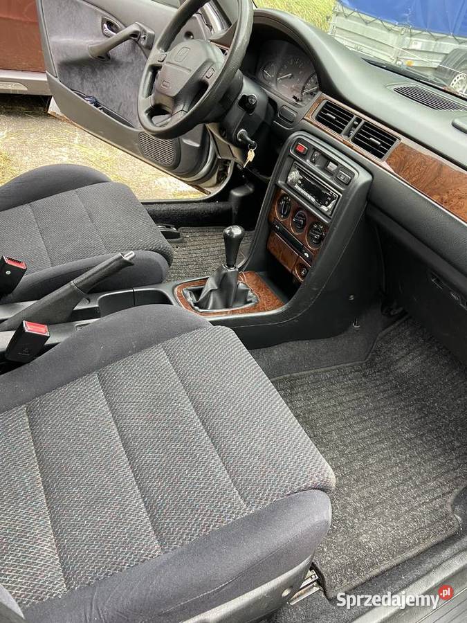Sprzedam Honda Civic 15 benz 1997 klimatyzacja 156400km sprzedam