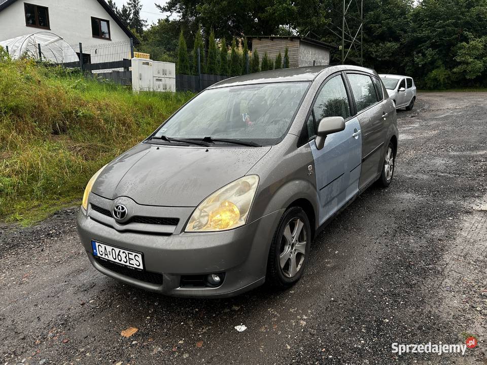 Toyota Corolla Verso 2000cm3 Gdynia