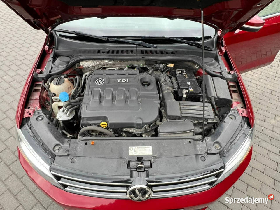 Volkswagen Jetta 20 TDI Szklany dachSkóraKamera ASR (kontrola trakcji) sprzedam