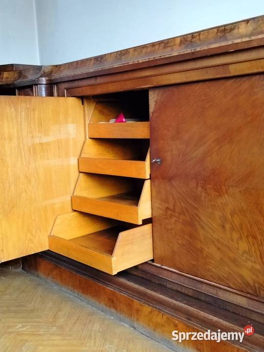 Kredens kuchenny bufet antyk zabytek starszy niż Kredensy i witryny