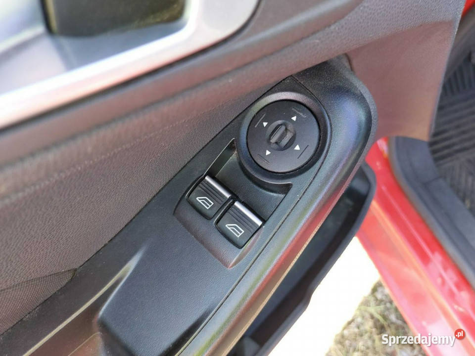 Ford Fiesta 5 drzwi podgrz fotele i szyba Rok produkcji 2015 Wejherowo