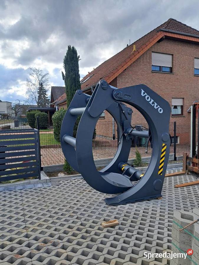 Sprzedam wielki chwytak do drewna Volvo liebherr Januszkowice