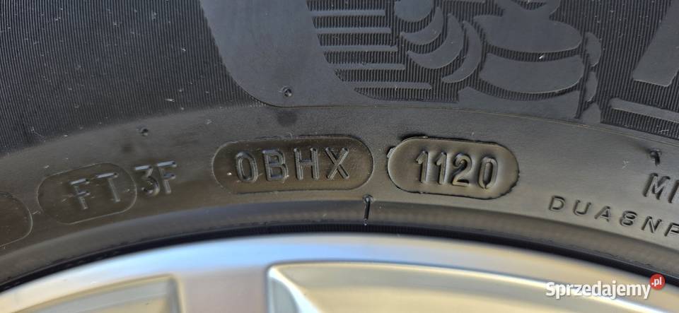 Oryginalne Koła VW Passat Skoda Superb R17Opony Jelcz-Laskowice