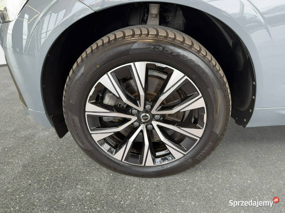 Volvo XC 60 VAT 23 Plus Dark 20B4 mHEV 197 Myślenice sprzedam