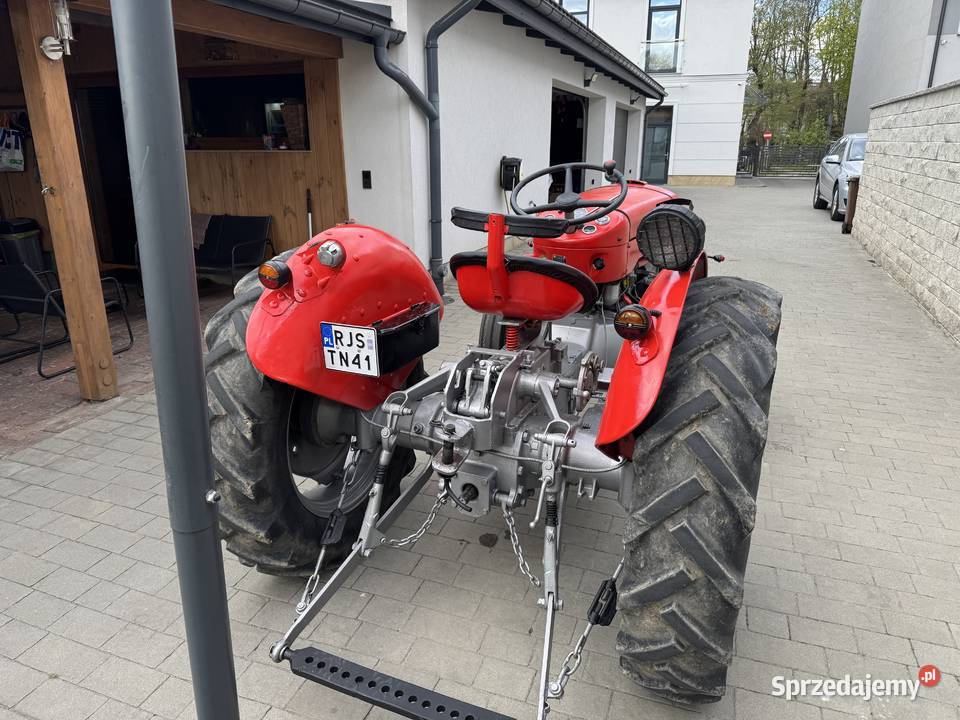CIĄGNIK MASSEY FERGUSON 825 1960r Lesko