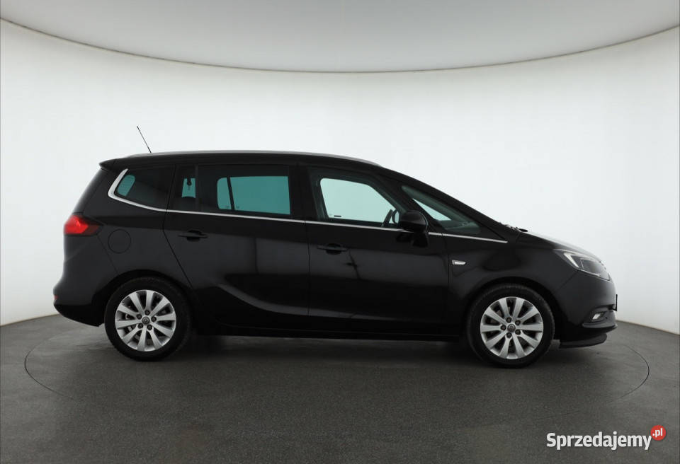 Opel Zafira 14 Turbo czarny Piaseczno