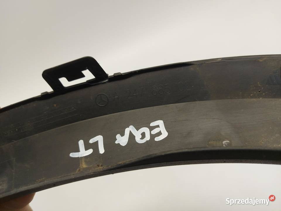 Mercedes EQA 250 W243 LISTWA BŁOTNIKA LEWY TYŁ osobowe