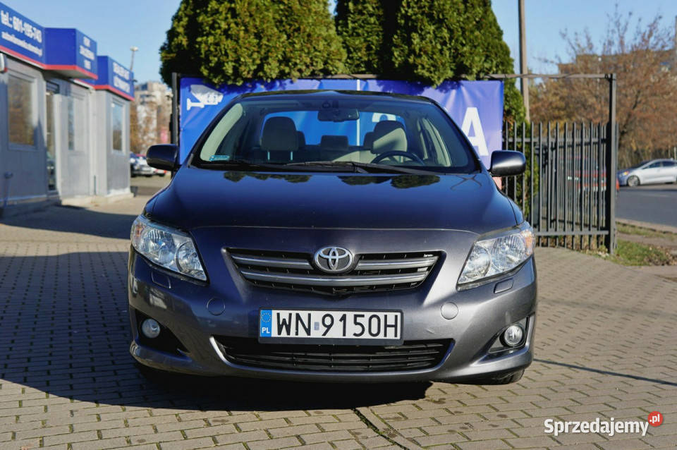 Toyota Corolla salon Polska bogata wersja Corolla Warszawa