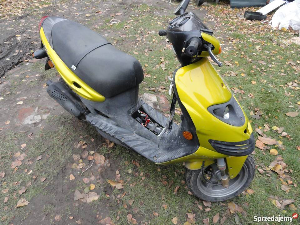 Culasse Suzuki AY 50 Katana 1999 - Référence 37B0 N2259, Occasion, Pièce D'origine Japon | Pièce Détachée Scooter Vintage
