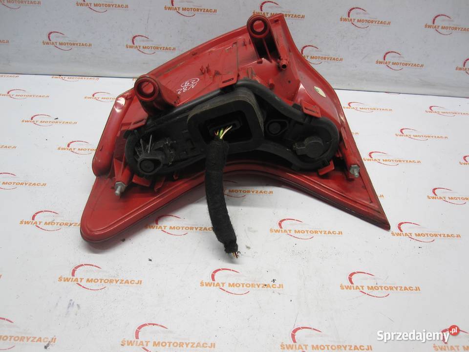 PEUGEOT 3008 I 12r lampa prawa tył 9683460780 Kielce