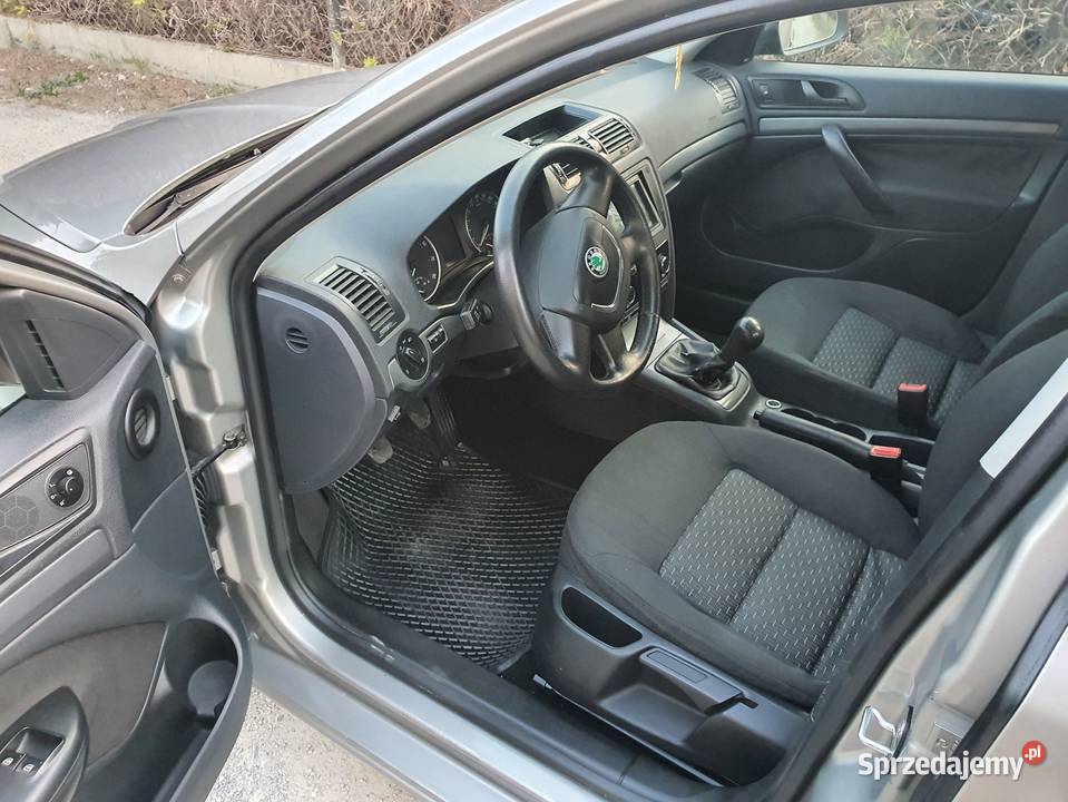 SKODA OCTAVIA 16 BENZYNA Z GAZEM 2009