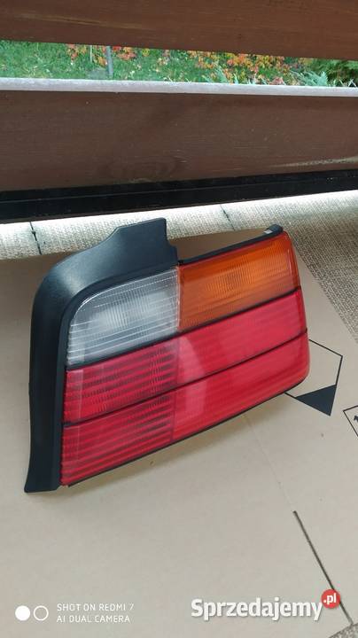 Lampa tylna prawa BMW E36 sedan prawe