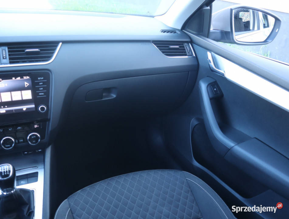 Skoda Octavia 14 TSI komputer pokładowy Łódź