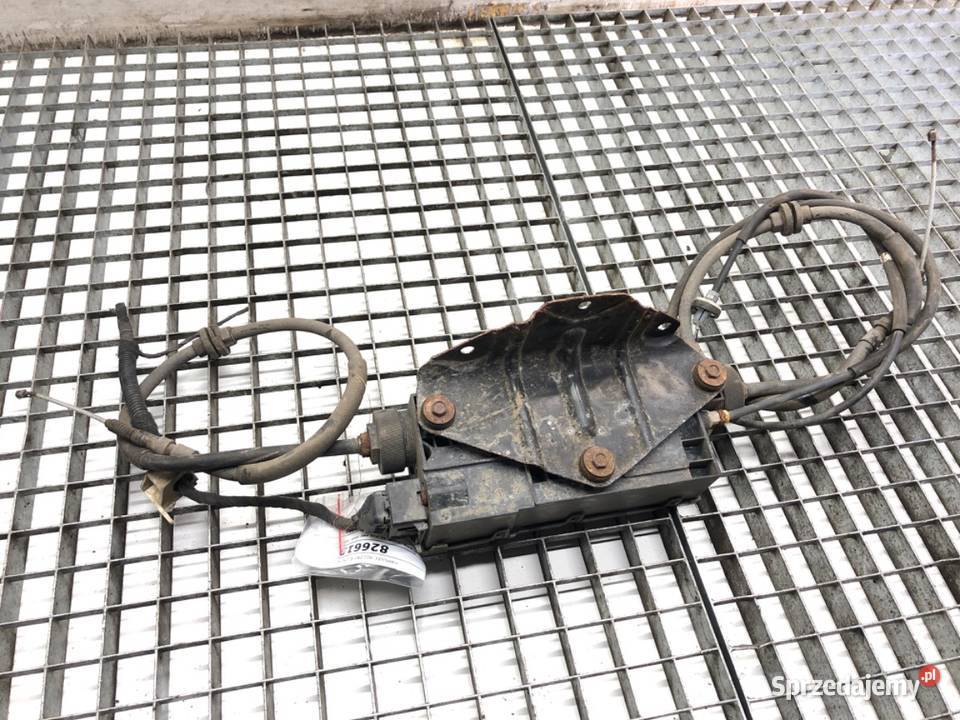 HAMULEC RĘCZNY ELEKTRYCZNY BMW F16 6868514 SUV osobowe sprzedam