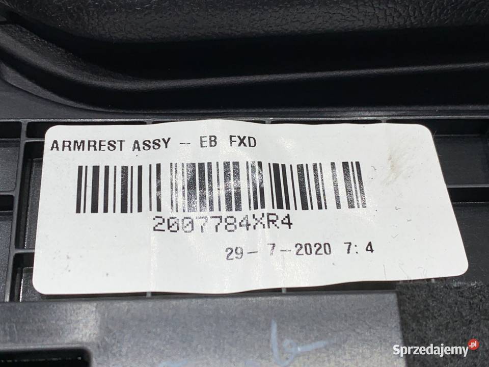 PODŁOKIETNIK FORD ECOSPORT SUV DS7T15K603AA