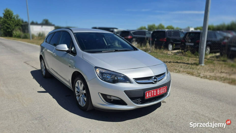 Opel Astra grzana kierownica zarejestrowana Astra pomorskie Lębork