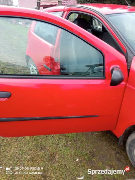 Samochód Punto 27800km Dulcza Mała