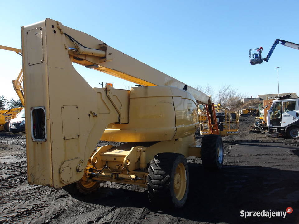 Podnośnik koszowy 26 m 4x4 JLG 800AJ Pleszew