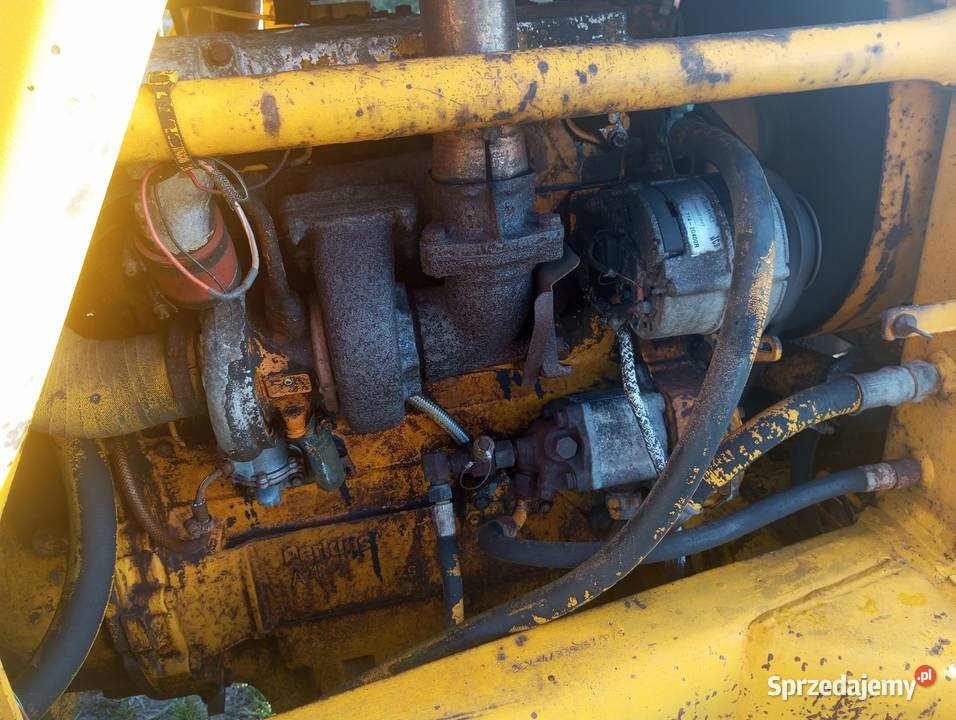 Koparko ładowarka JCB 4x4 Koparko ładowarki Duszniki sprzedam