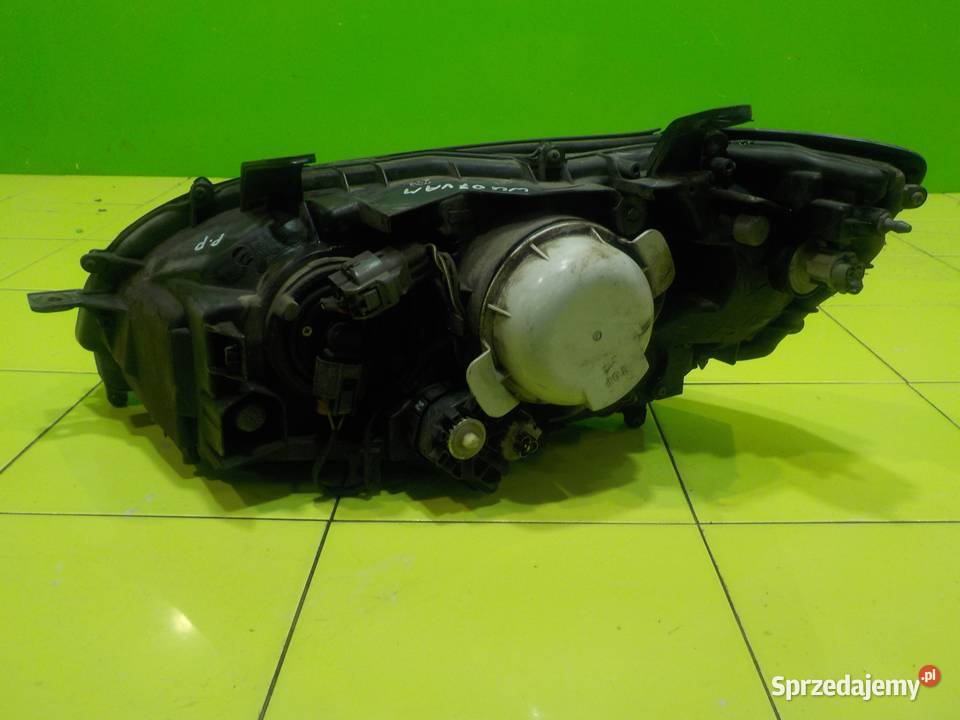 SUBARU LEGACY III OUTBACK 25 AUT 07r 5D lampa Lampy przednie Suków