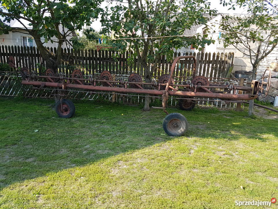 Przewracarka do siana 7 gwiazdowa Agromasz Maszyny zielonkowe