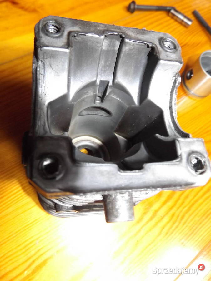 Piła spalinowa Partner 351 Poulan 2250 cylinder Łochów