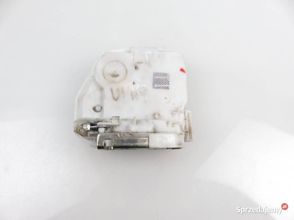 ZAMEK LEWY TYLNY MITSUBISHI ASX