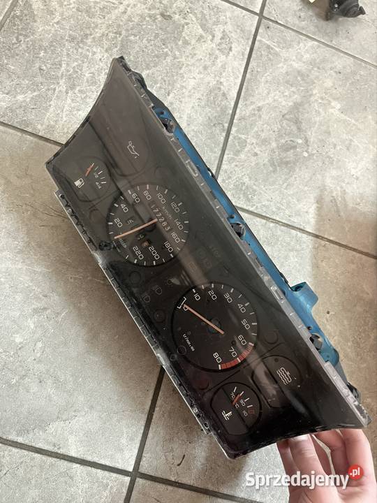 Licznik Peugeot 205 rg 1990r podkarpackie