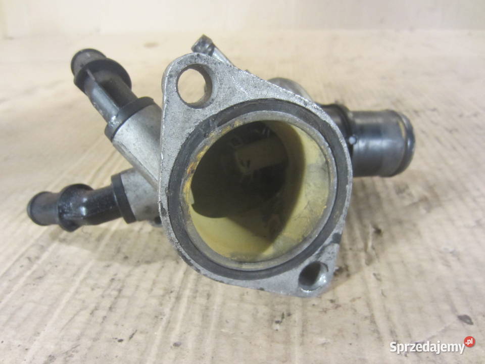 Obudowa termostatu króciec Opel Vectra C Signum