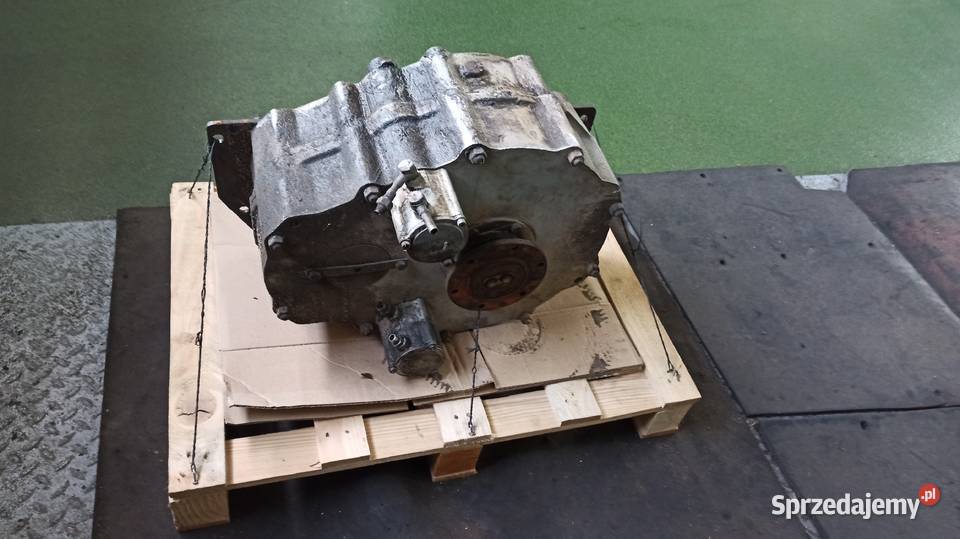 REDUKTOR SKRZYNIA REDUKCYJNA BIEGÓW CIĄGNIK SAM