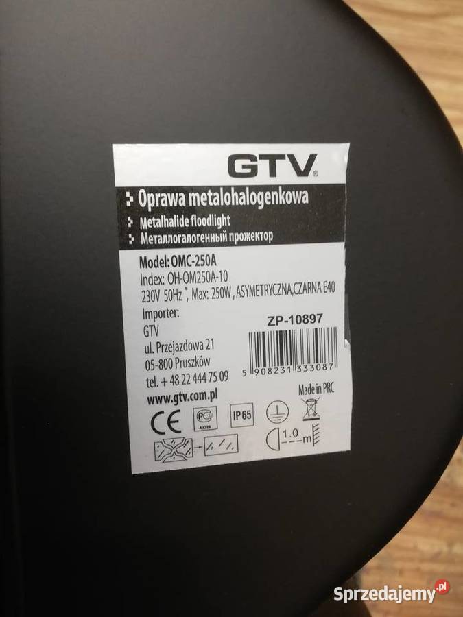 Oprawa GTV model OMC250A asymetryczna czarna E40 śląskie