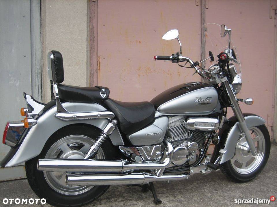 Hyosung GV Aquila 125 kat B duzy chopper 2008