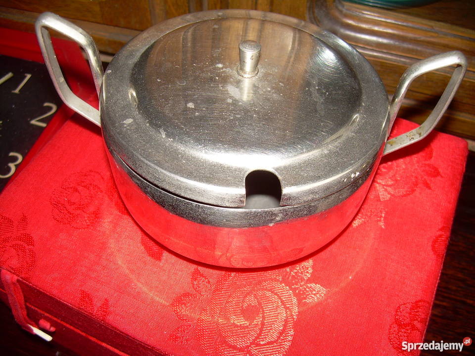 Porcelanowa duża cukiernica na stopce Warszawa