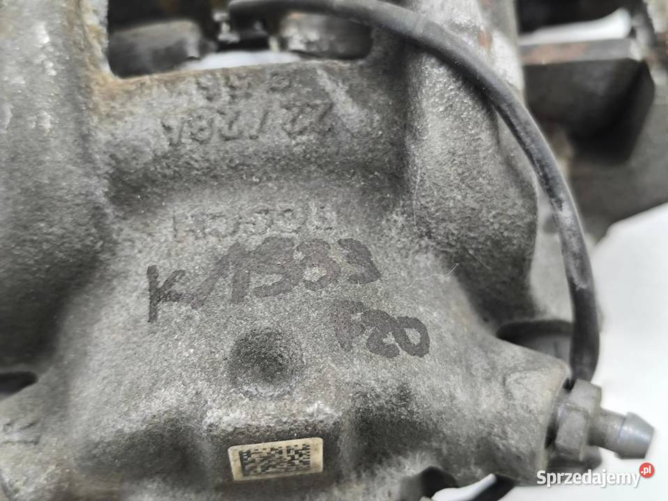 ZACISK LEWY PRZÓD BMW F20 16 116i 136 Zaciski i jarzma