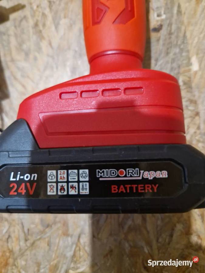 SEKATOR AKUMULATOROWY ELEKTRYCZNY NOŻYCE Głogowa