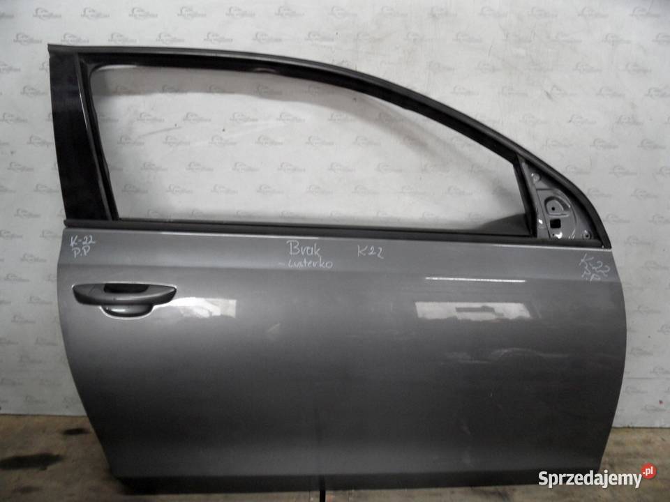VW GOLF VI 10r drzwi prawy przód