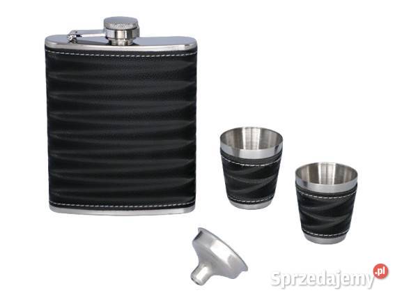 Elegancka Czarna Piersiówka Obszyta Skórą w śląskie Ostrowy nad Okszą