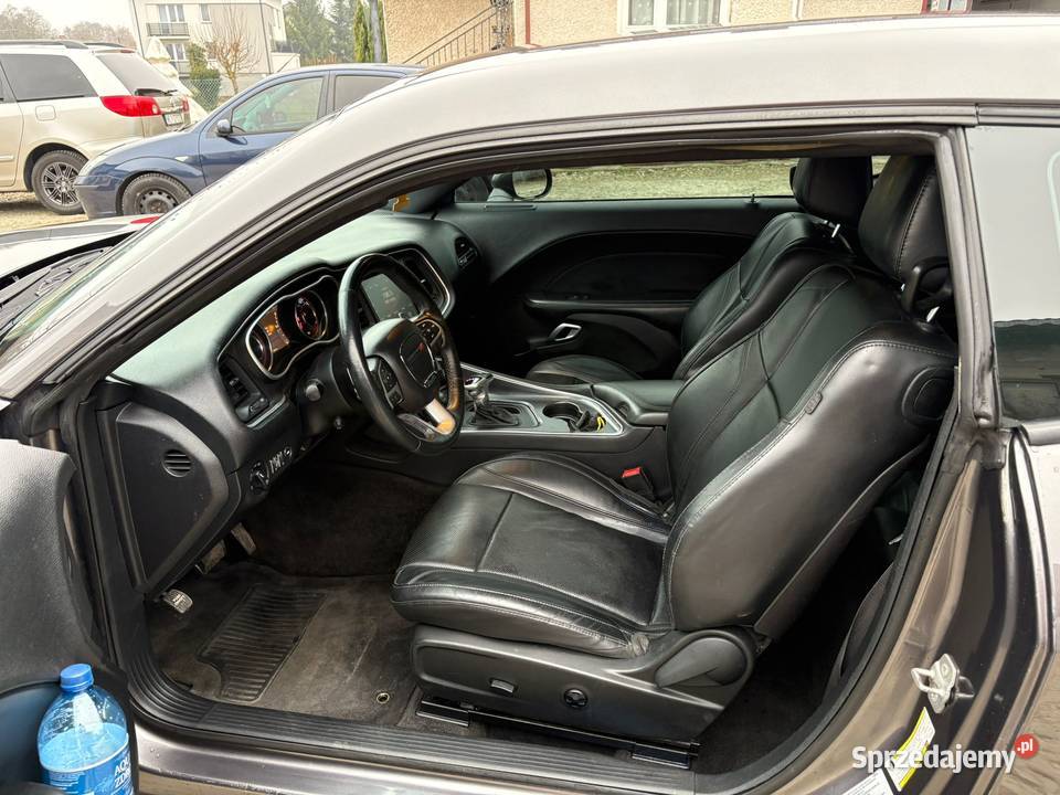 Dodge Challenger SXT PLUS 57 HEMI Szydłowiec