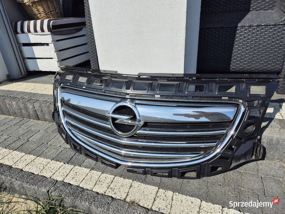 Opel insignia A przedlift części zderzaka grill osobowe sprzedam