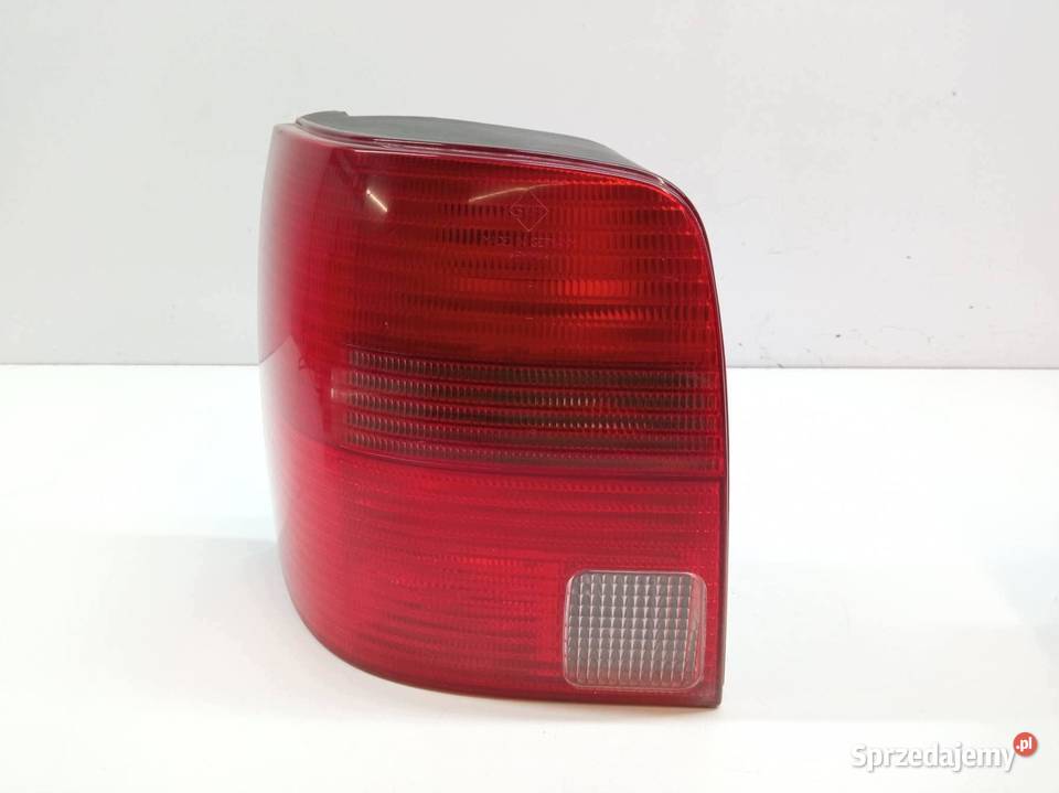 LAMPA TYŁ LEWA KOMBI PRZED LIFT 3B9945111F