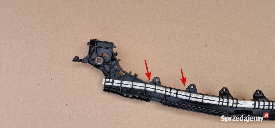 MERCEDES CKLASA W205 WZMOCNIENIE PAS PRZEDNI lubuskie Bieleń sprzedam