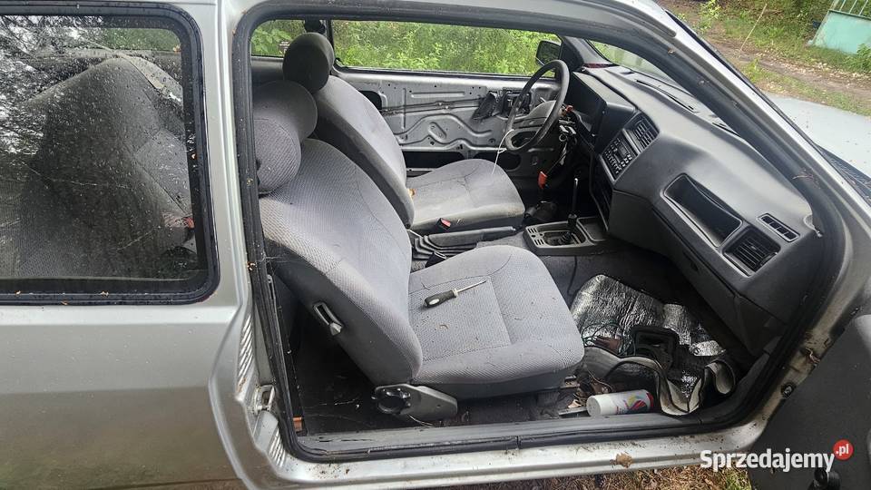 ford sierra mk I coupe 3D Rok produkcji 1986 Kampinos