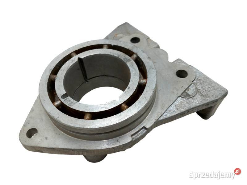 Pokrywa przelotowa przednia pompy opryskiwacza