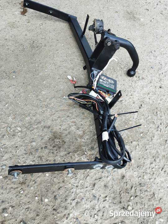 Hak holowniczy KIA Stonic 2017 moduł śląskie Żywiec