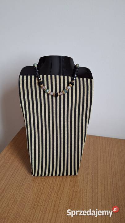 Zestaw korale w stylu klasycznym i klipsy Lublin