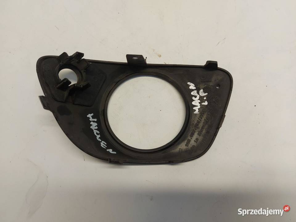 PORSCHE MACAN S 95B Kratka zderzaka halogenu