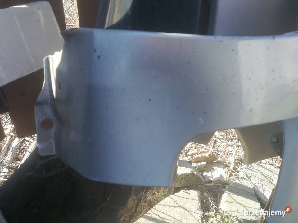 Toyota Yaris 2 2006 błotnik lewy