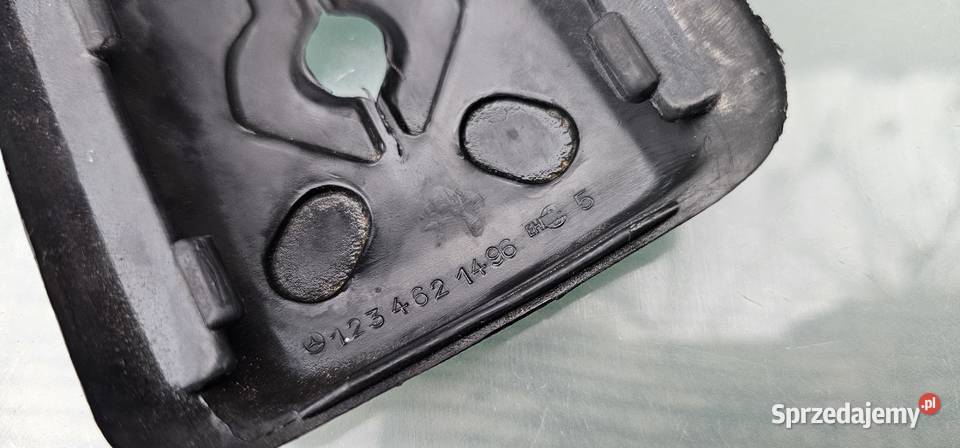 Osłona manetki kierunkowskazów mercedes w123 Pozostałe Zbąszyń