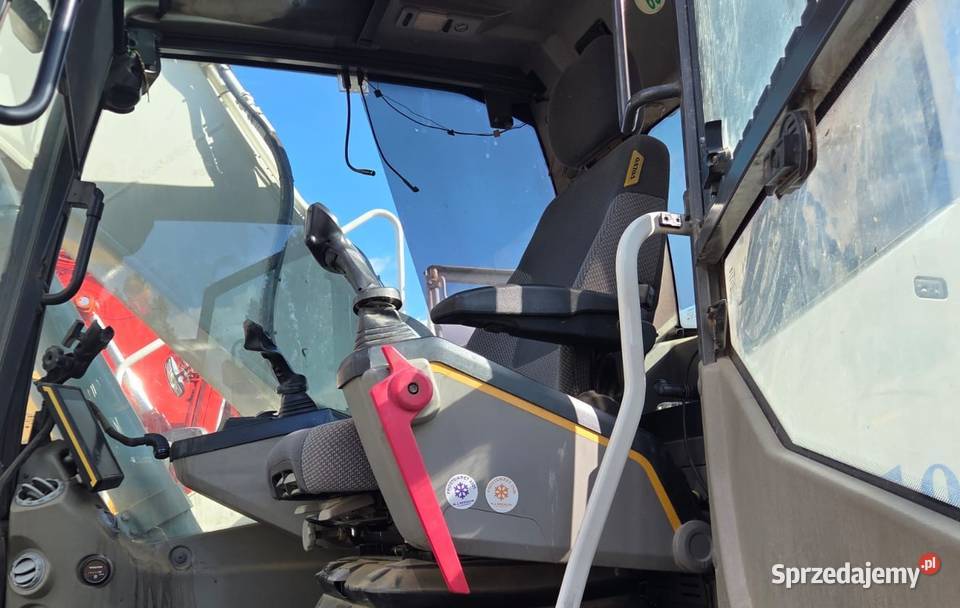 Koparka gąsienicowa Volvo EC 220 E 2015